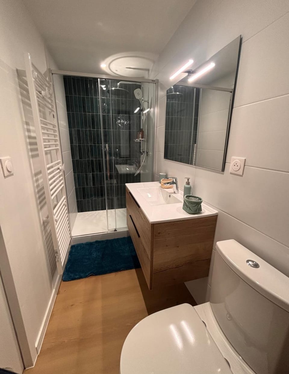 Cozy & air-conditioned studio Apartment in Séné