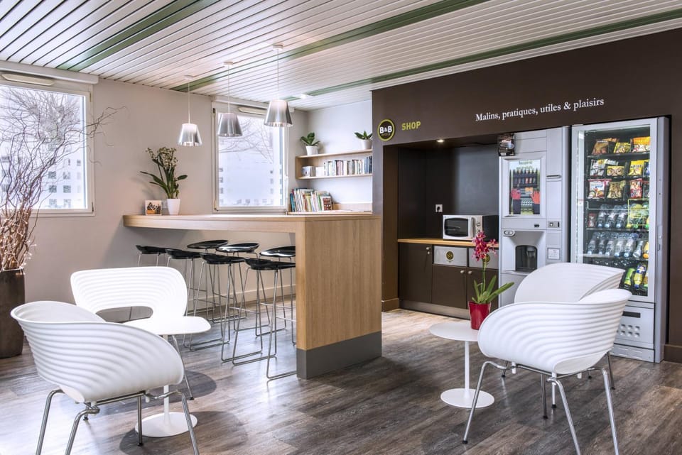 Library, Lobby or reception