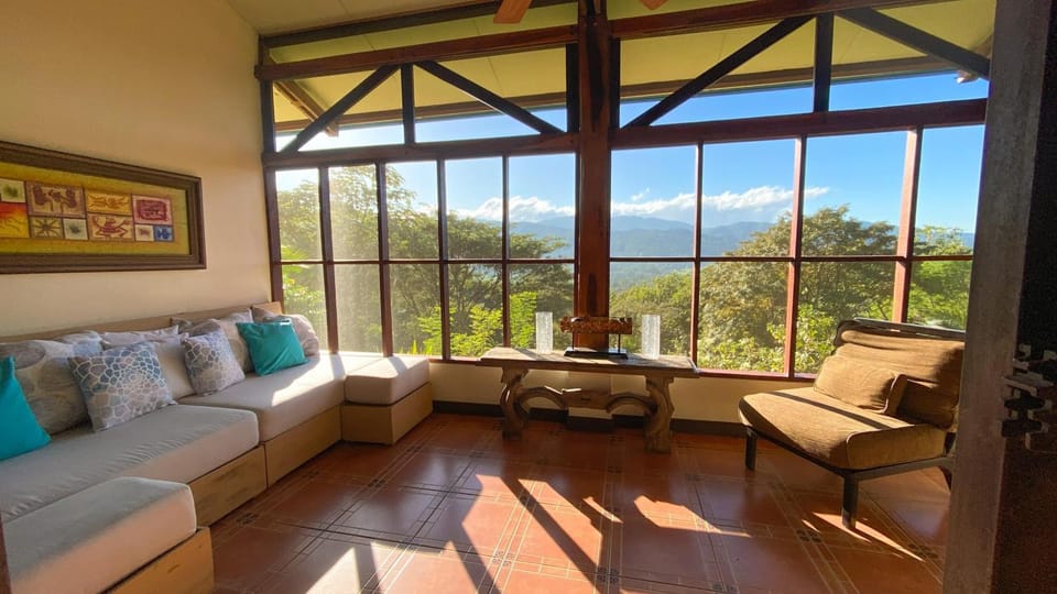 3BR Villa Private Pool by Carara Park House in Puntarenas Province