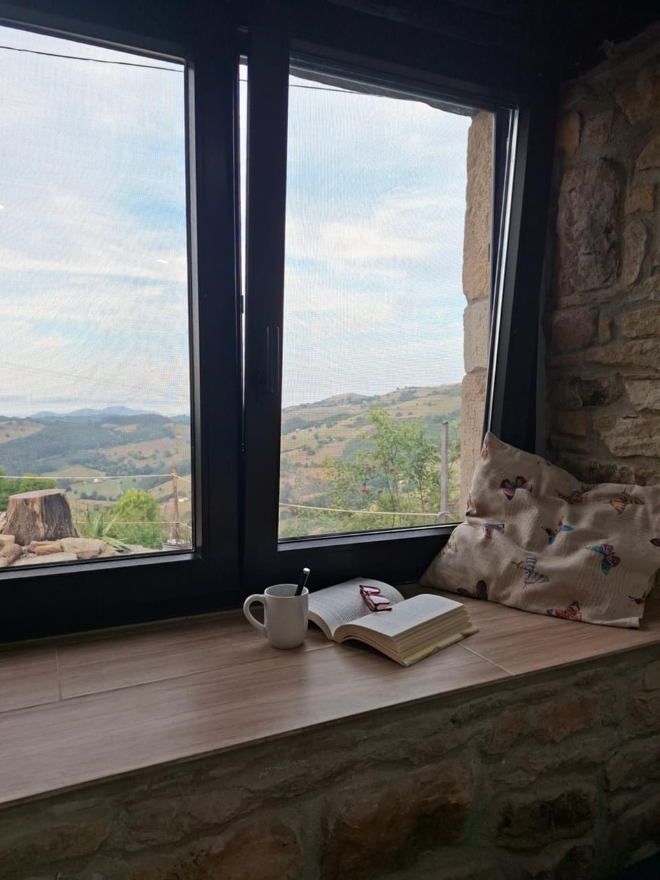 Garden view, Landmark view, Mountain view, Mountain view