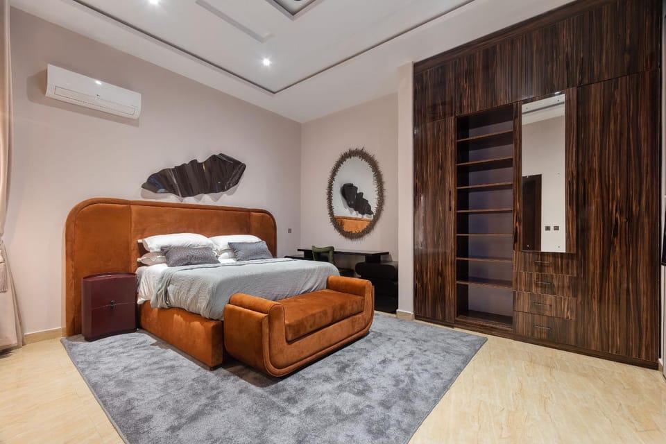 Yaniv ,Oniru ,Lekki Apartment in Lagos