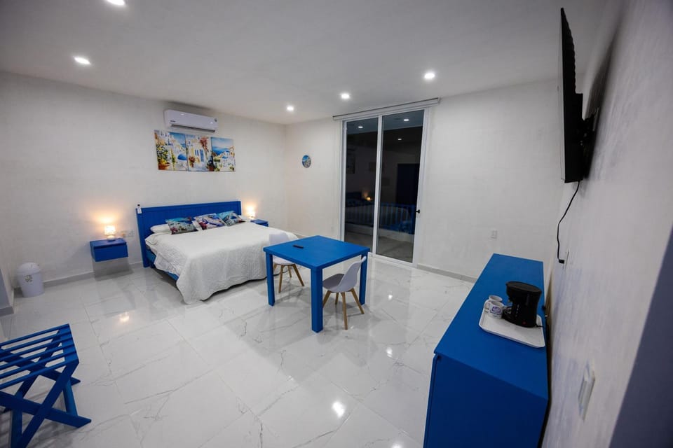 Santorini Resort Apartment in Merida