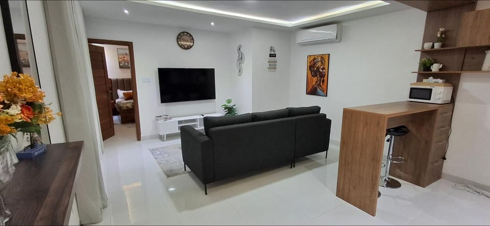 Niche 2 Ninish- Vue Monument Renaissance - F2 cosy Apartment in Dakar