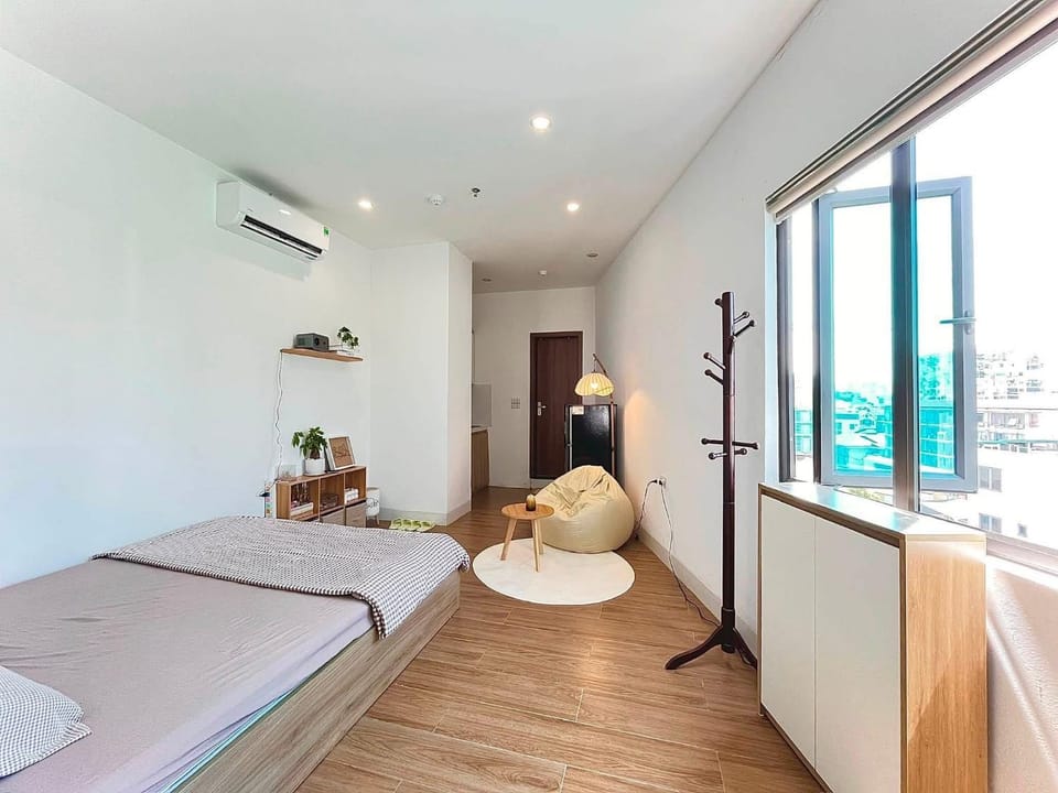 Light Home - Memoirist 35A Ngõ 279 Đội Cấn Apartment in Hanoi