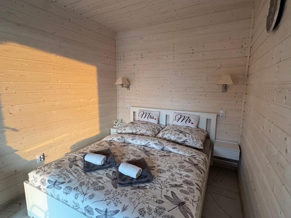 Domek MIŁOSZ z widokiem na jezioro House in Pomeranian Voivodeship