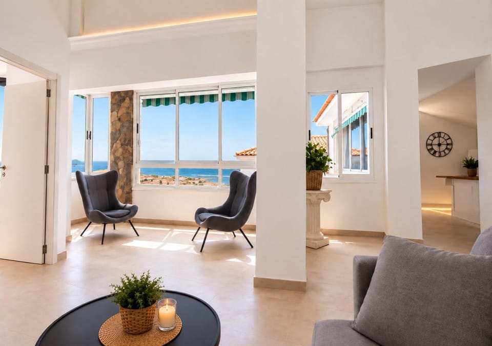 Living room, Sea view