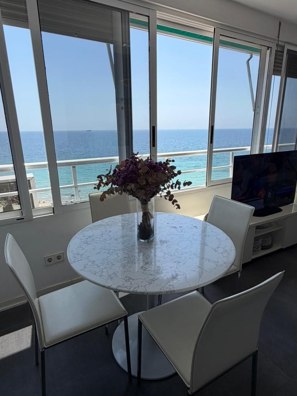 Bpost Postiguet Apartment in Alicante