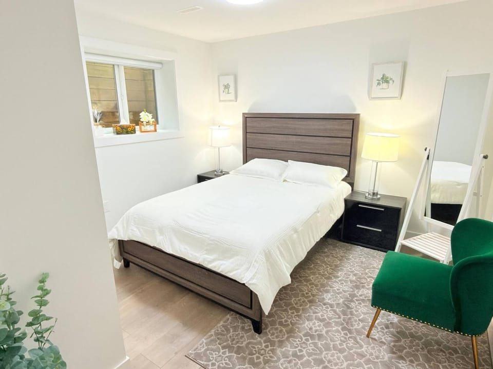 Bed, Bedroom