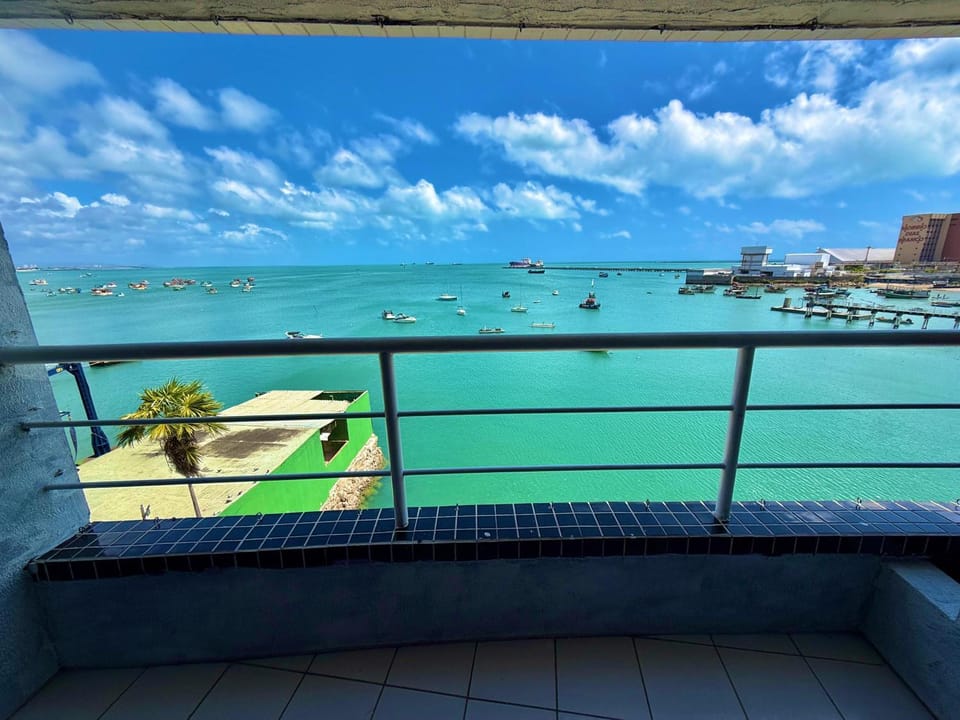 Apartamento 5 pessoas - Frente ao Mar - Aceita Pet Apartment in Fortaleza