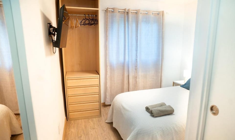 Suite Paseo del Prado con jardín IFEMA - Bernabéu Apartment in Madrid