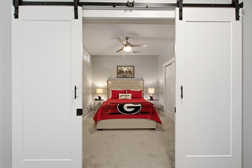 The Prince Penthouse - Walkable & Free Parking! Apartment in Athens