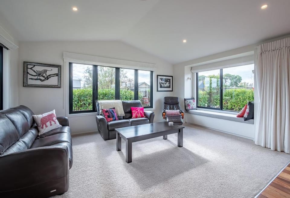 Spacious, Cosy family home in the heart of Mapua House in Tasman District, Tasman, New Zealand
