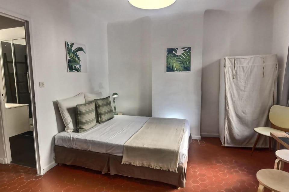 Les Appartements d'Edmond St Sebastien Apartment in Marseille