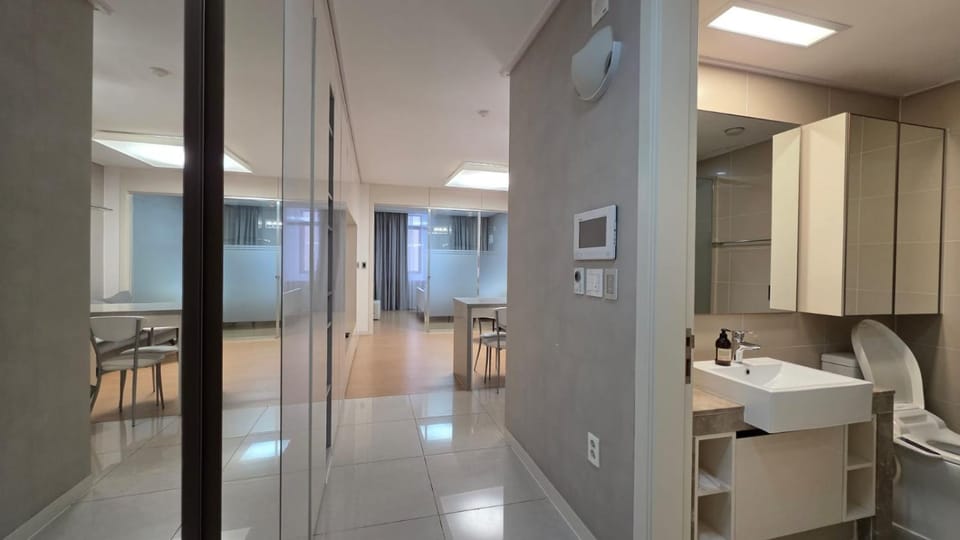 Комфортные Апартаменты возле посольства США до 4х гостей Apartment in Kazakhstan