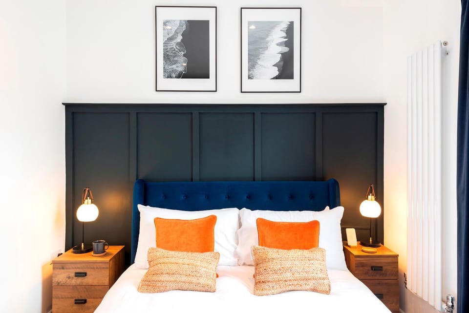 City Centre Living One-Bedroom Oasis at Crescent Apartments Apartment in Newport