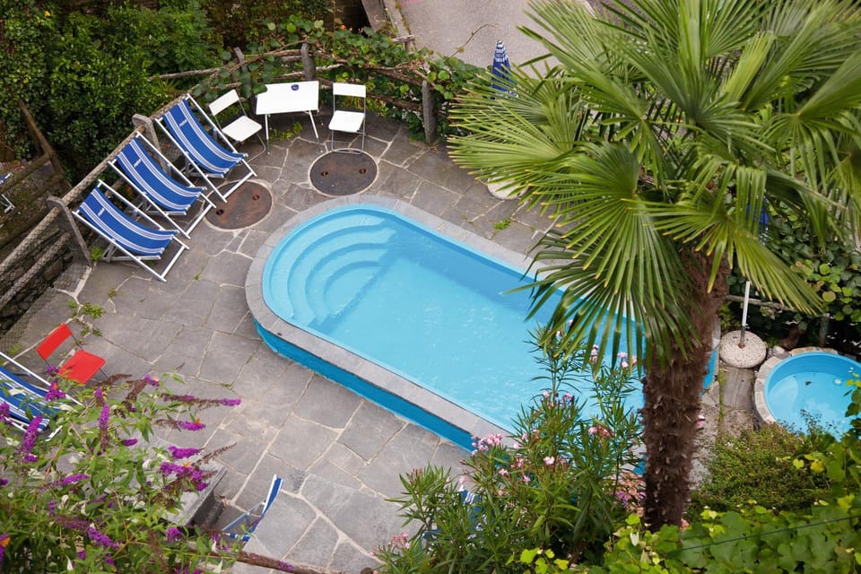 Swimming pool, Open Air Bath