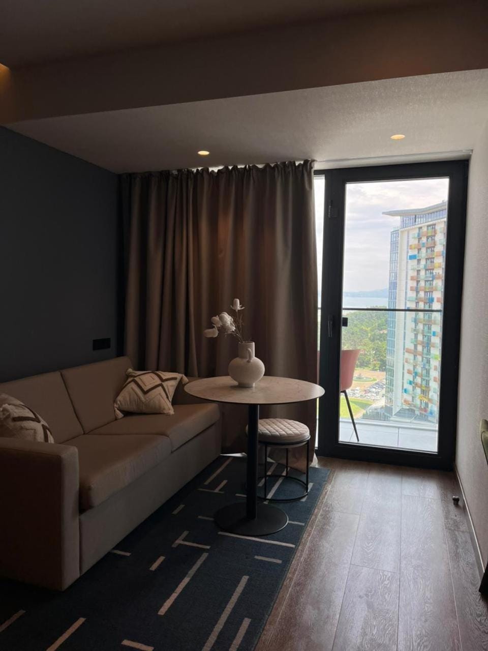 Designer Suite 1 Bedroom Apartment in New Alliance Privilege Apartment in Batumi
