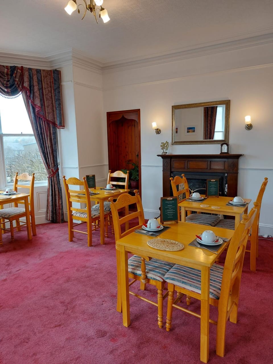 Dining area, Internal: Not applicable to any particular room