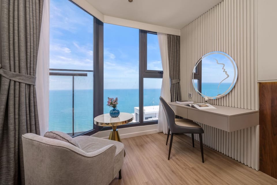 Natural landscape, Seating area, Bedroom, Sea view