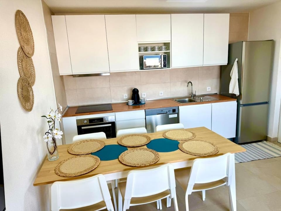 Kitchen or kitchenette, Dining area, dishwasher, oven, stove, toaster
