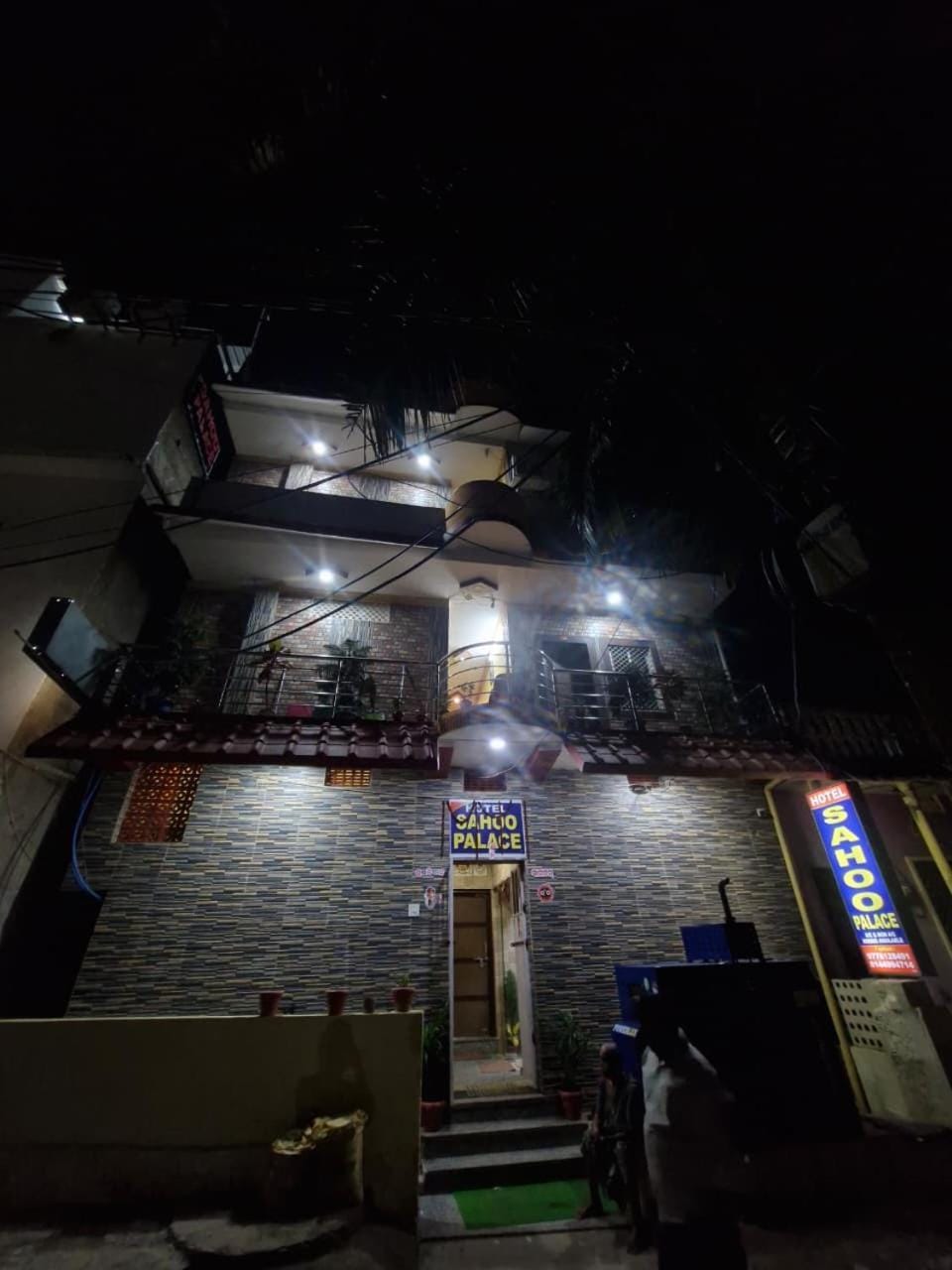 Property building, Night