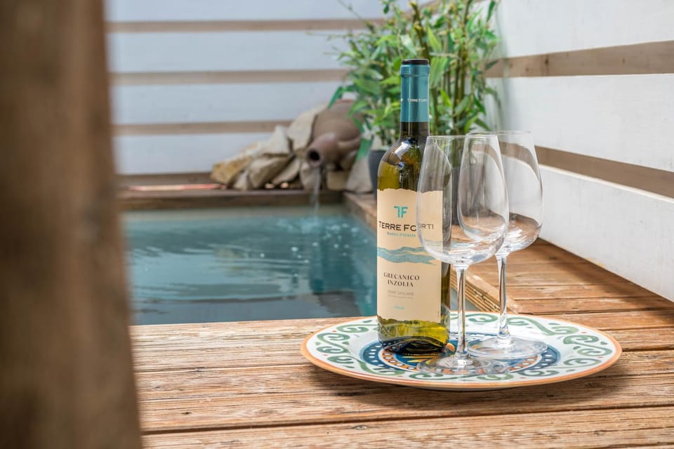 Patio, Patio, Hot Tub, Hot Tub, Decorative detail, Decorative detail, Pool view, Swimming pool