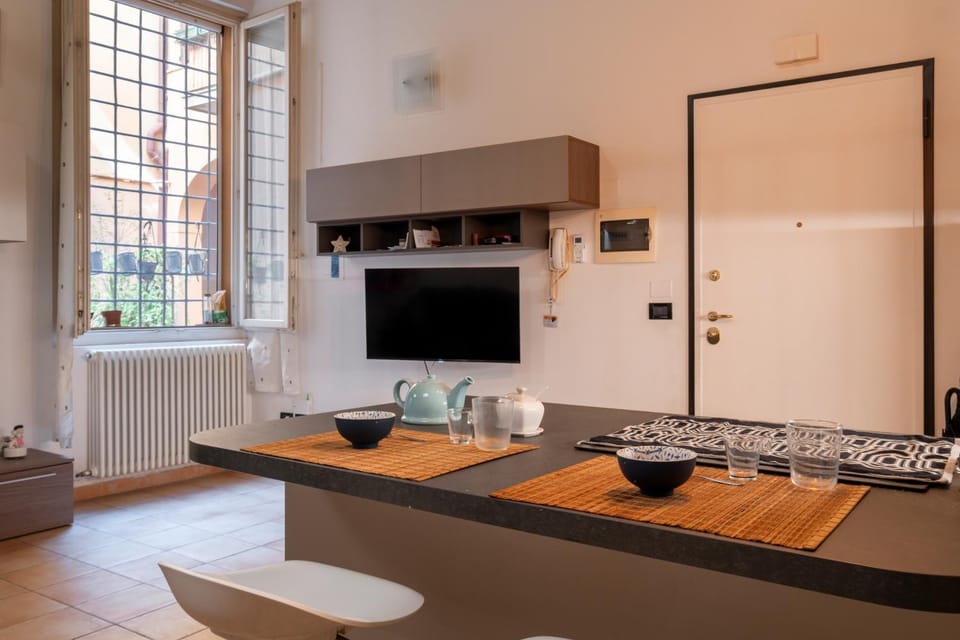 Bertiera 6 by Studio Vita Apartment in Bologna