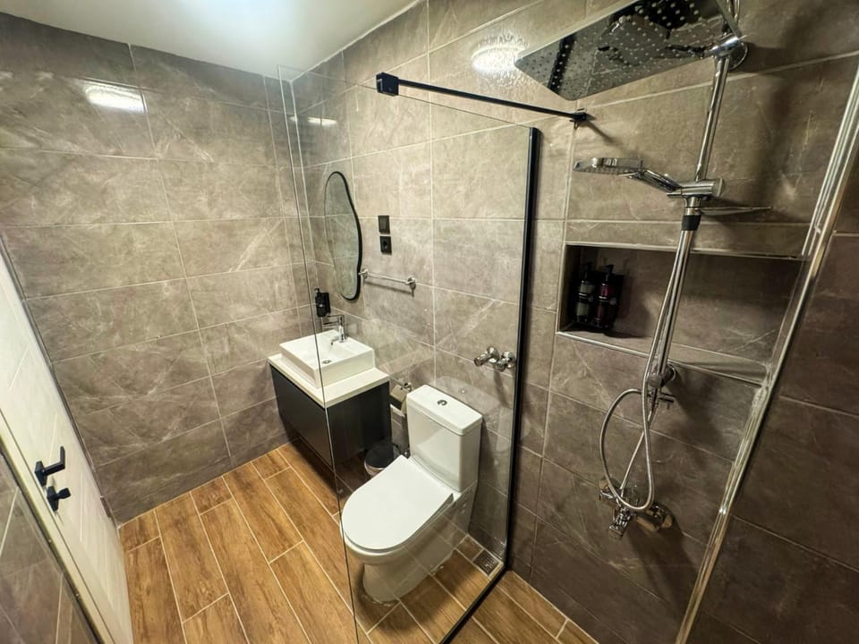 Shower, Toilet, Bathroom