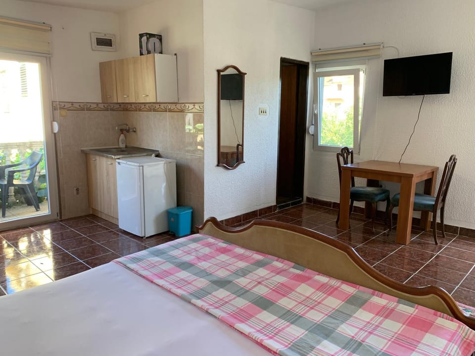 Vila Nikolic Apartment in Budva Municipality