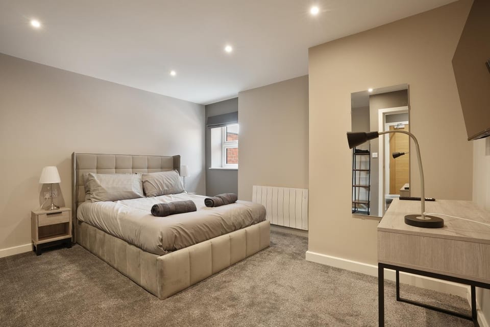 Bed, Bedroom