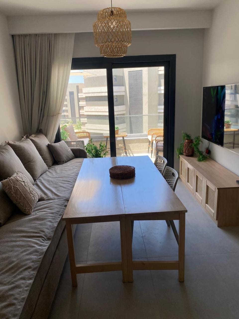Communal lounge/ TV room, TV and multimedia, Seating area