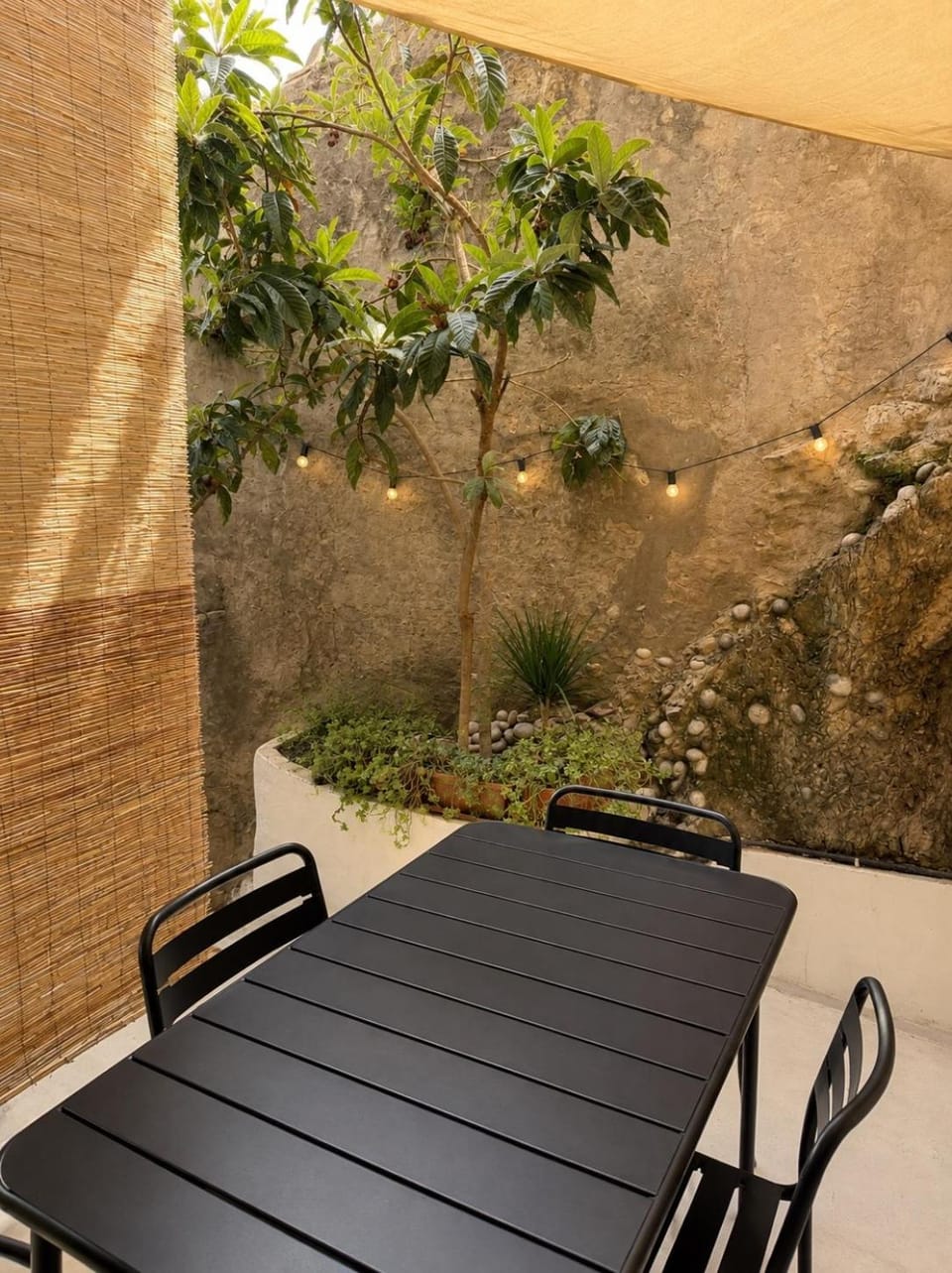La Balena Bianca Art House House in Sardinia