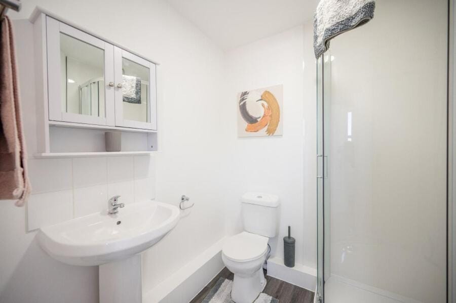 Contractor Stay - 3BR Home with Parking in Leiston Apartment in Leiston