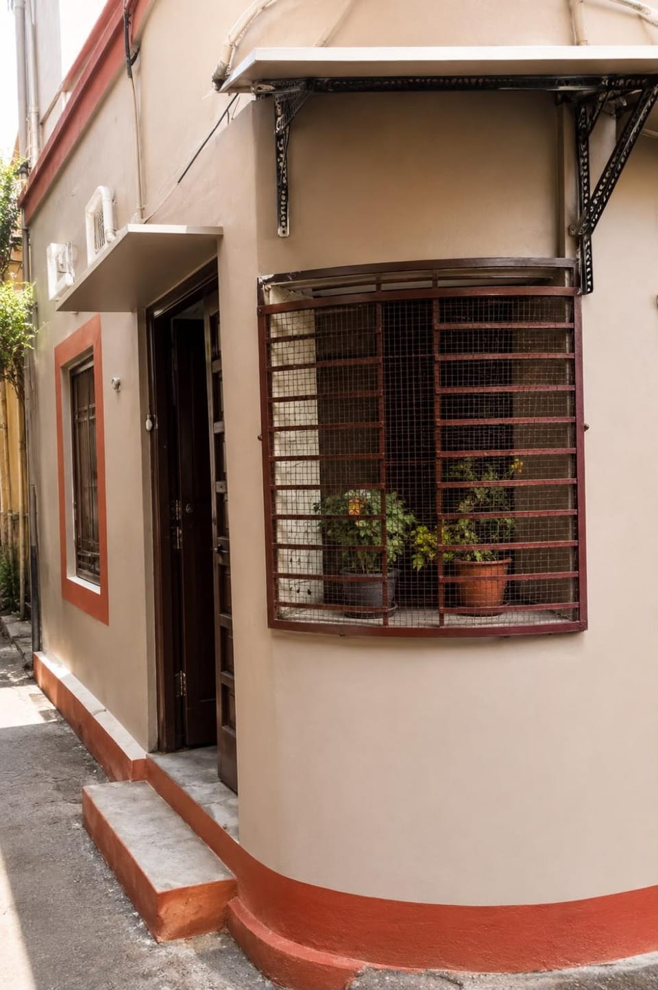 Jagdamba Bhawan Apartment in Kolkata