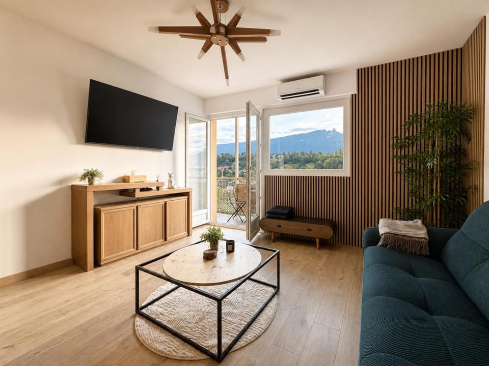 Aix-les-Bains, 64m2 clim, balcon, 2 min gare Apartment in Aix-les-Bains