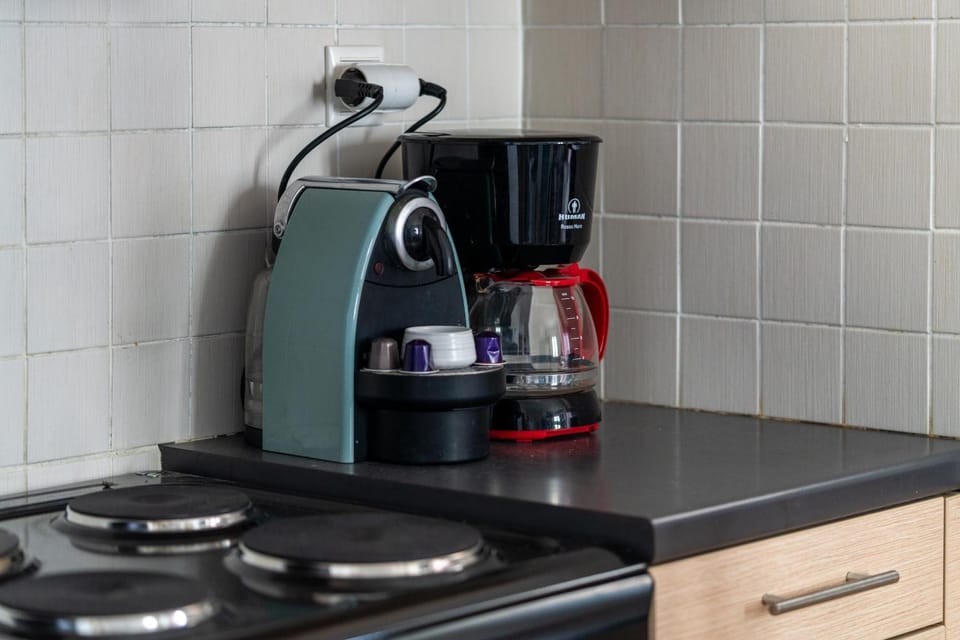Coffee/tea facilities, kitchen