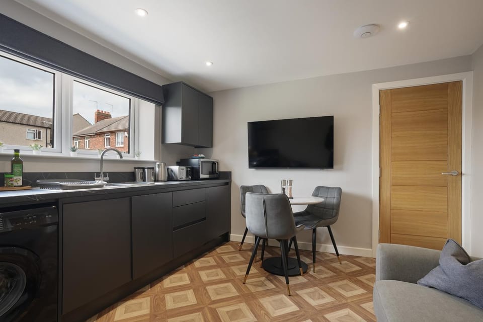 TV and multimedia, Dining area