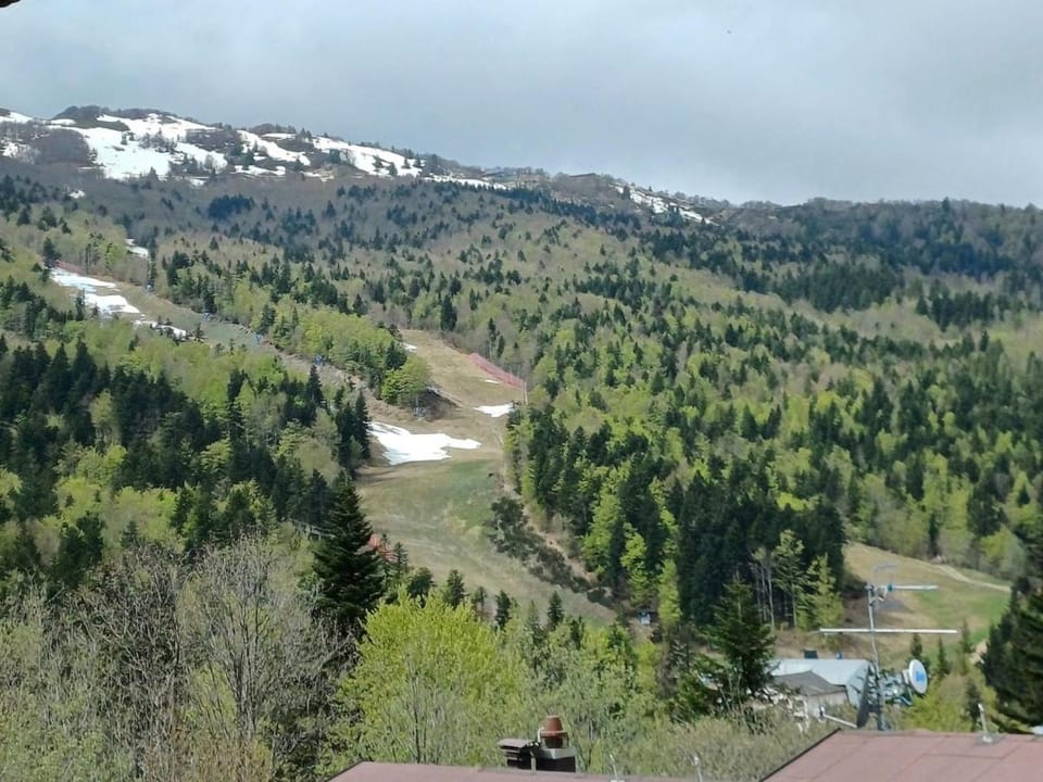 Nearby landmark, Natural landscape, Bird's eye view