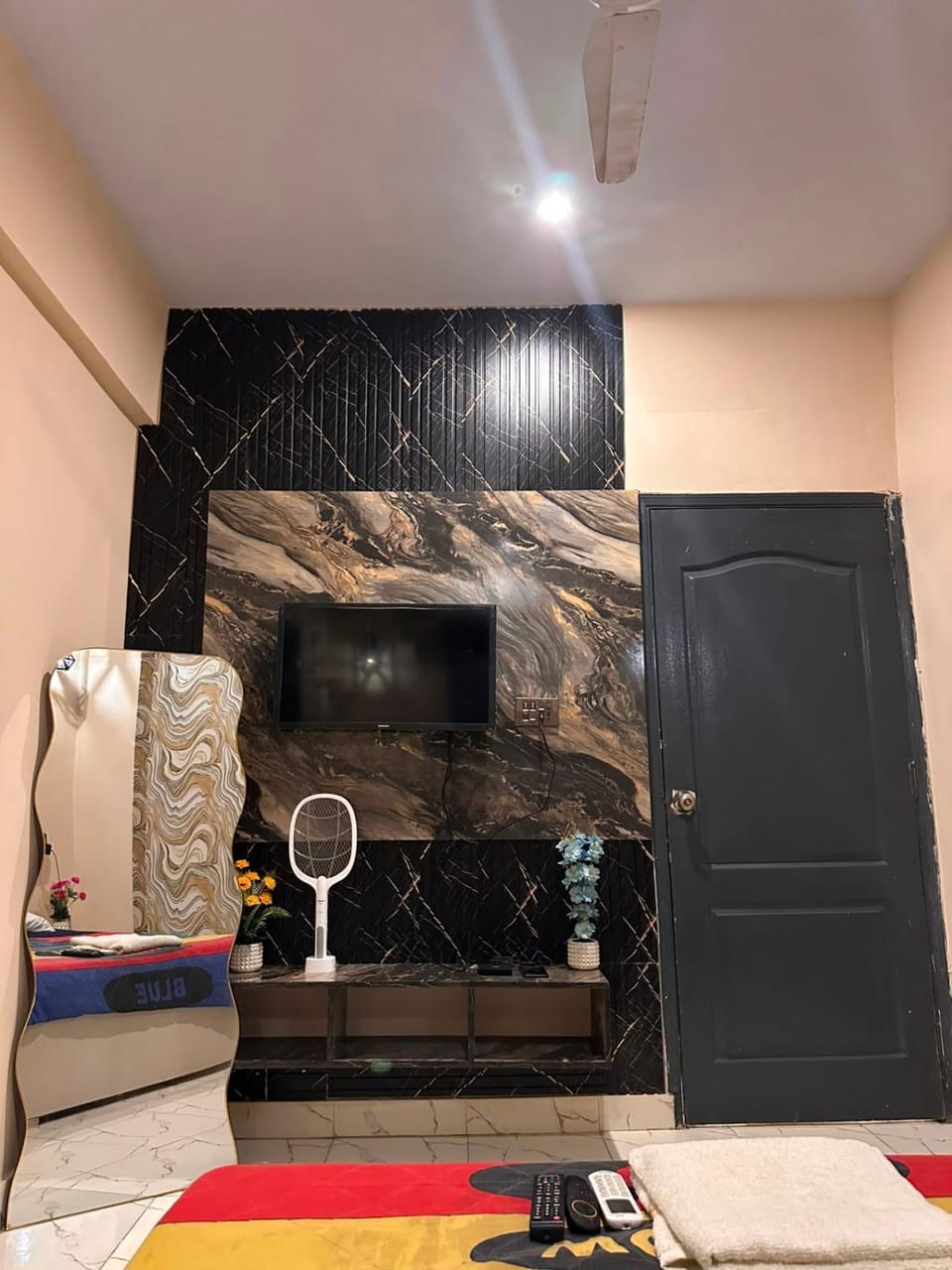 Luxury Stay in the Heart of Karachi Apartment in Karachi