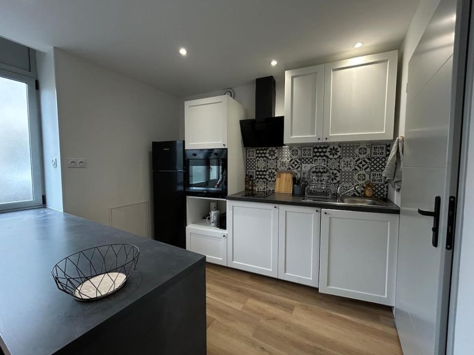 2-Bedroom House in City Center House in Nouvelle-Aquitaine