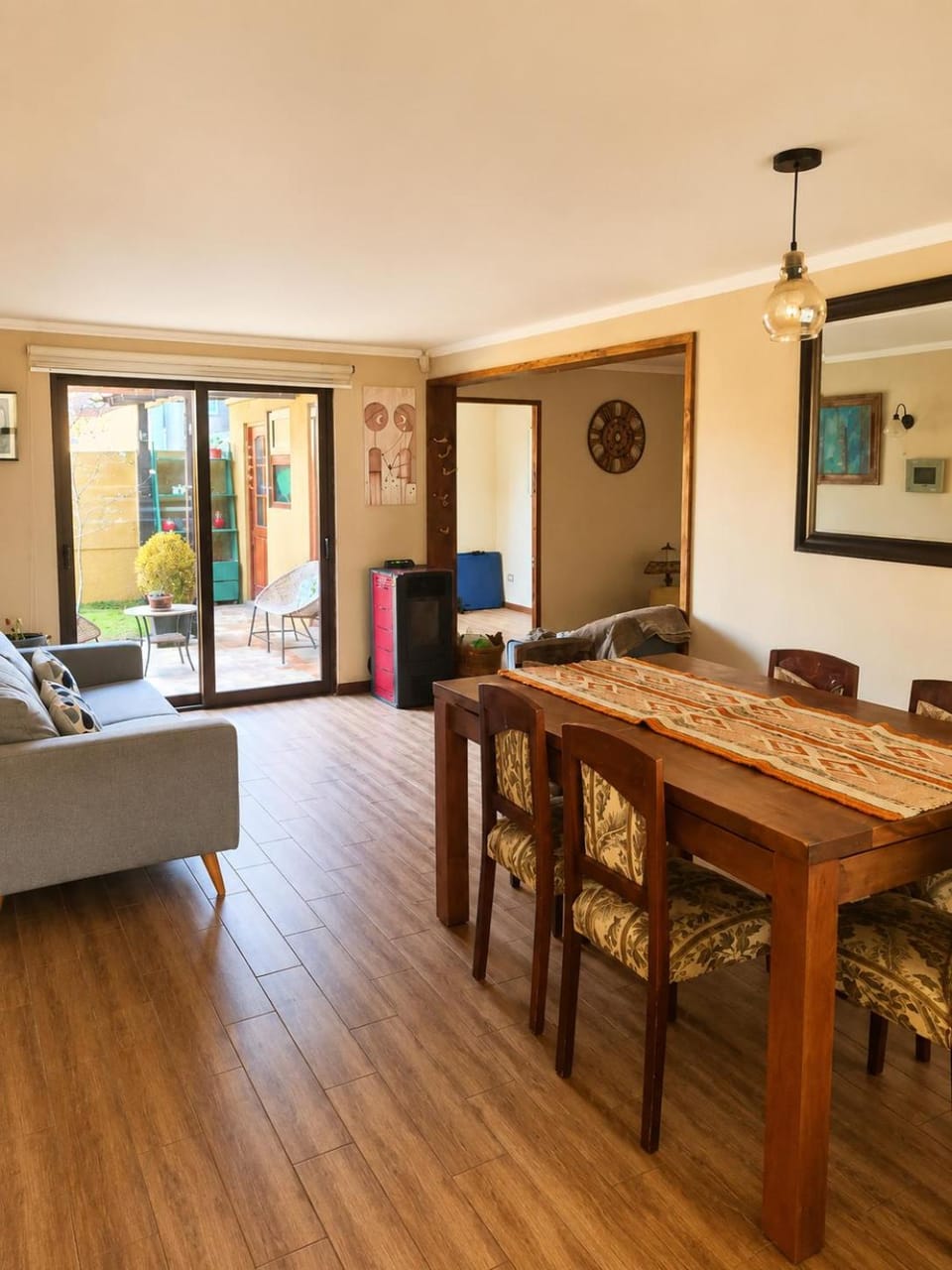 Living room, Dining area