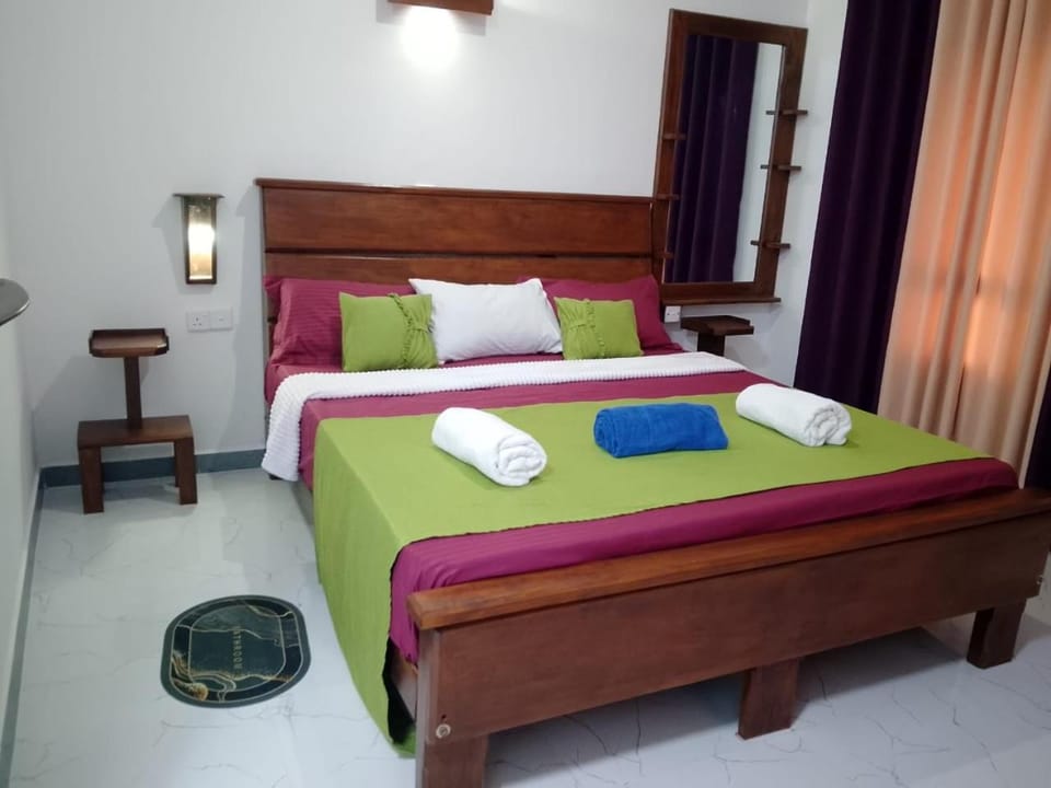 Ella Mountain Crest Villa Bed and Breakfast in Uva Province, Sri Lanka