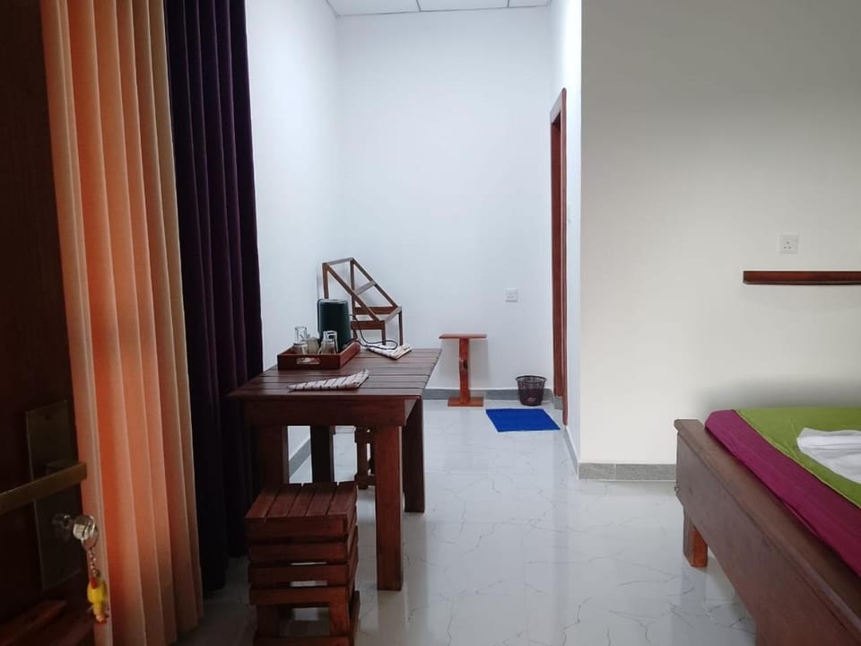 Ella Mountain Crest Villa Bed and Breakfast in Uva Province, Sri Lanka