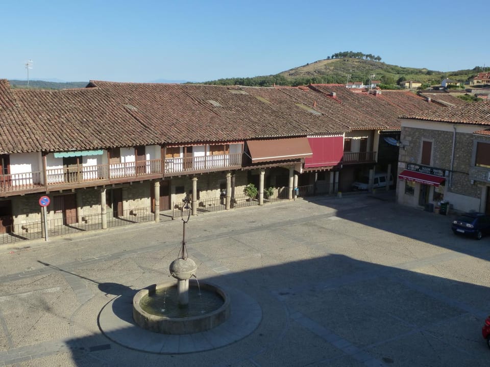 City view, Street view