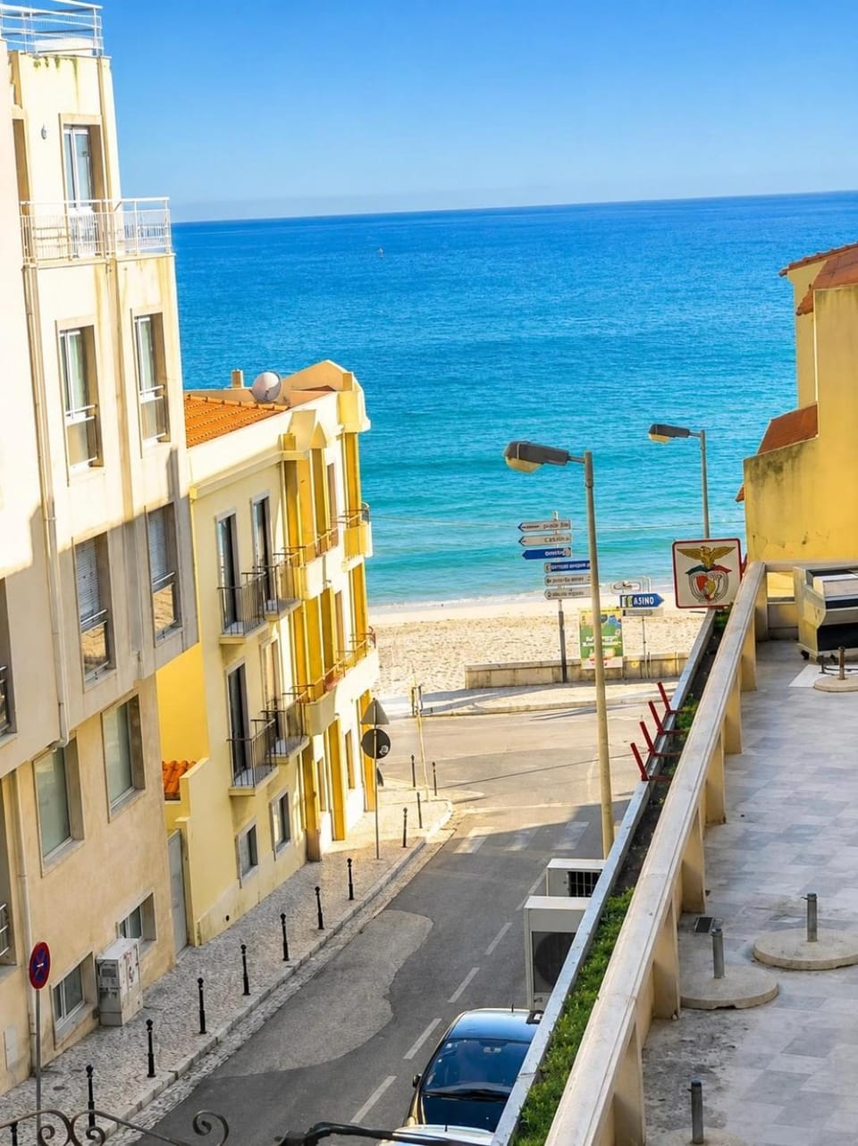 Beach, Sea view, Location
