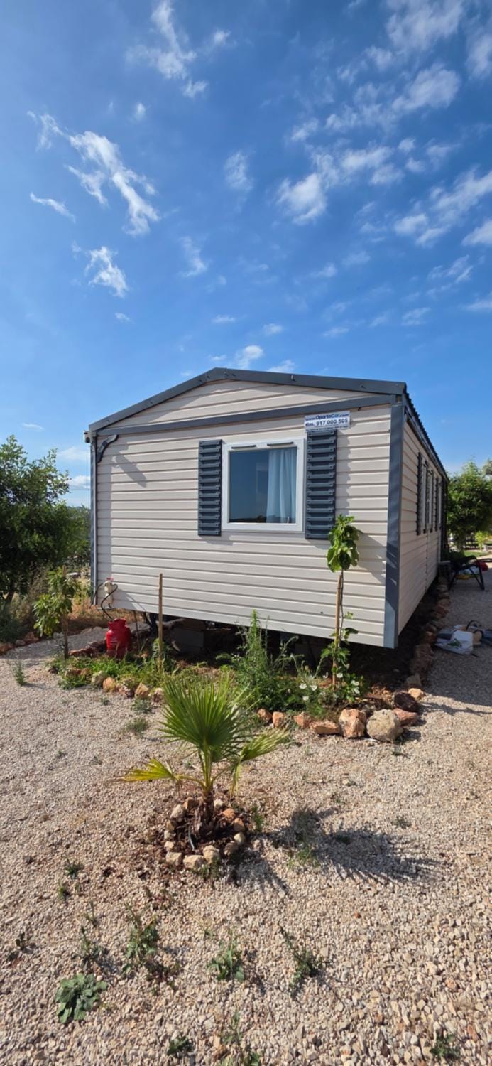 Mons Livius Campground/ 
RV Resort in Faro District