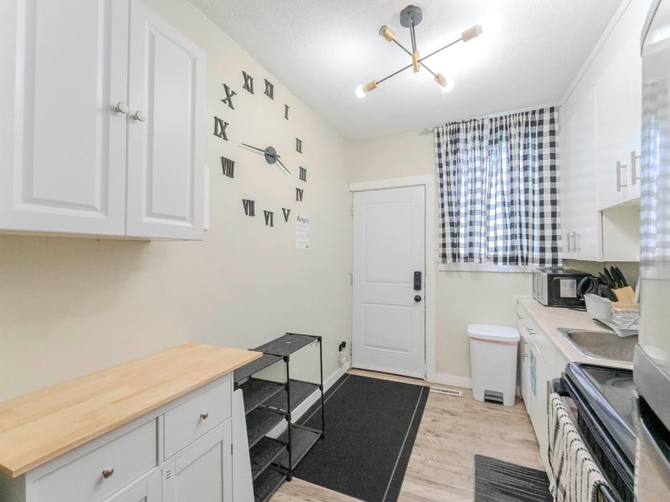 Luvienna Stays Bed and Breakfast in Winnipeg