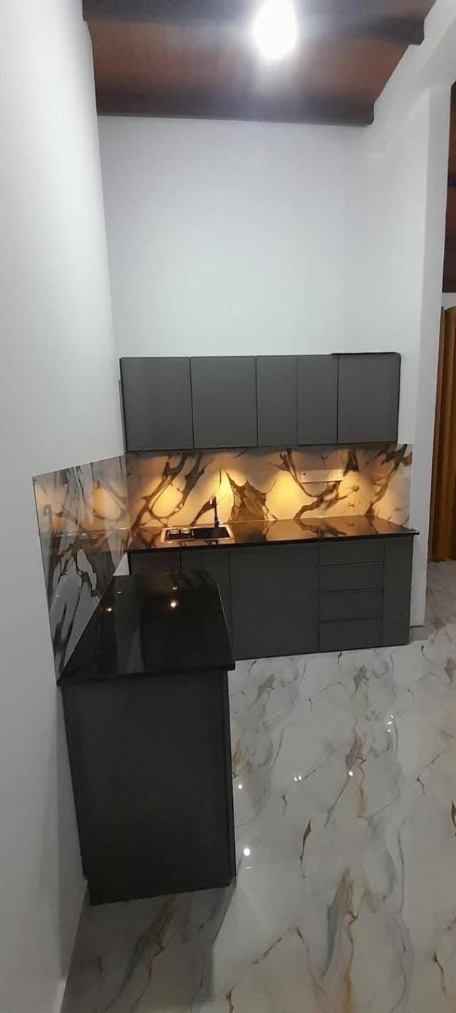 Kitchen or kitchenette, Kitchen or kitchenette