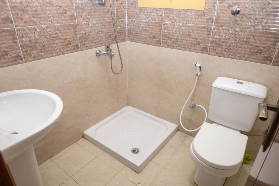 Rwa 4 furnished apartments Apartment in Oman