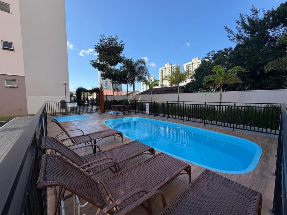 Apto a 150m Praia com piscina e a 15min Beto Carreiro Apartment in State of Santa Catarina